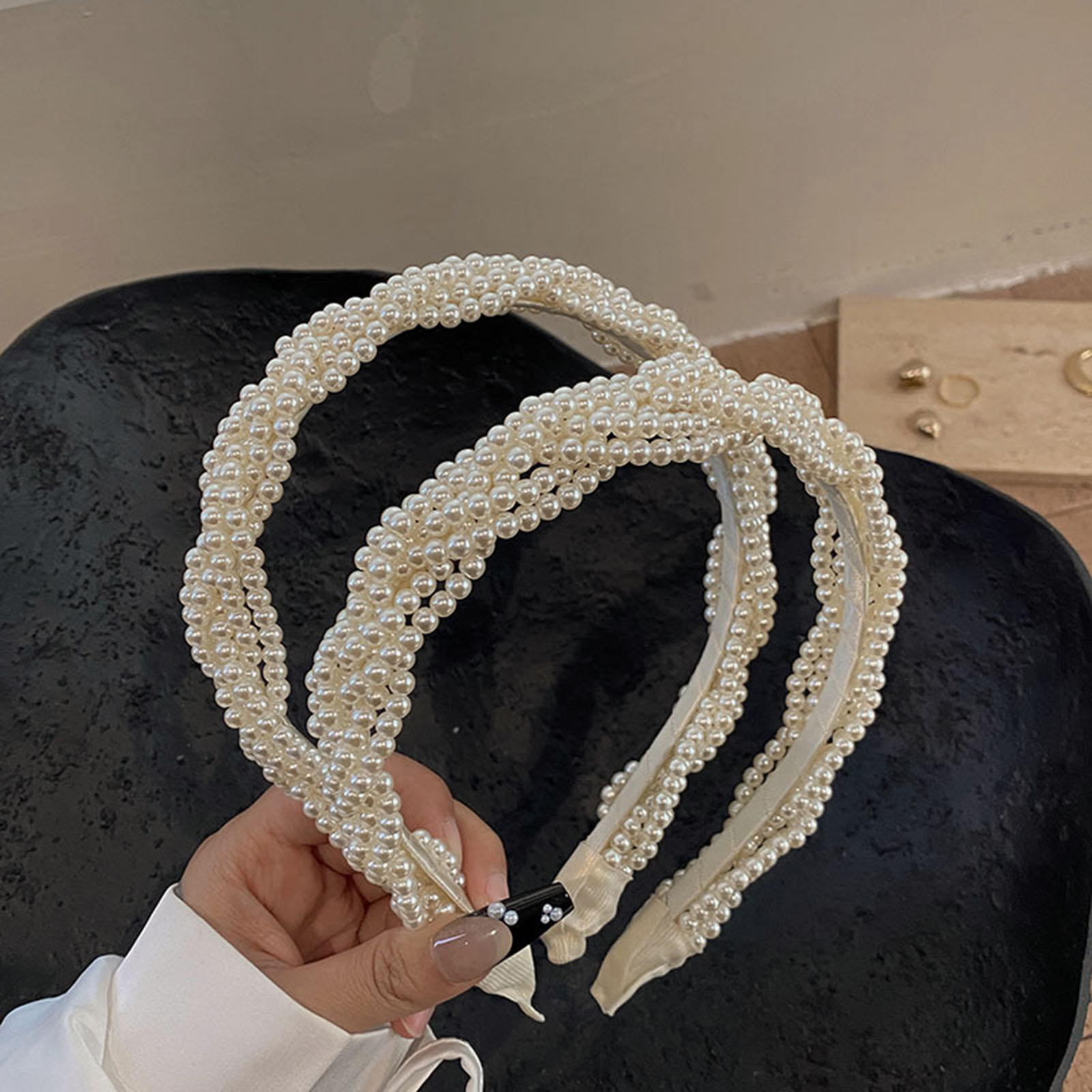 Ring Toss Outdoor - عصابة رأس أنيقة من اللؤلؤ للنساء،